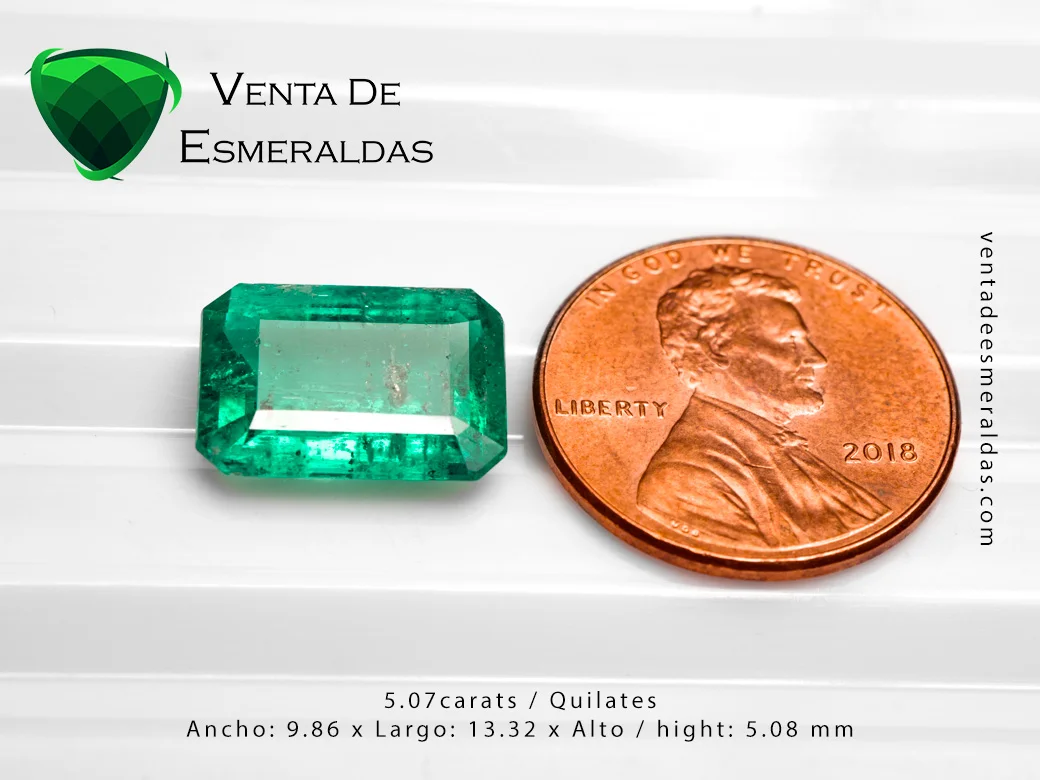 esmeralda colombiana rectangular de 5.07 kilates colombian emerald