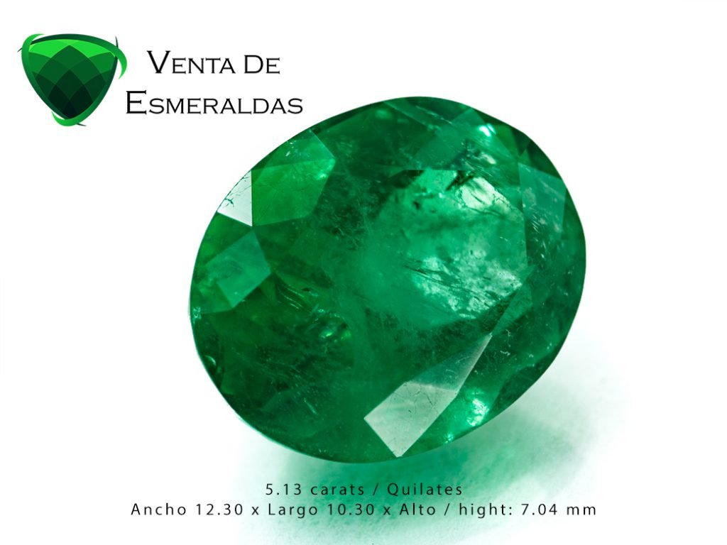 esmeralda colombiana de 5.41 quilates talla ovalada